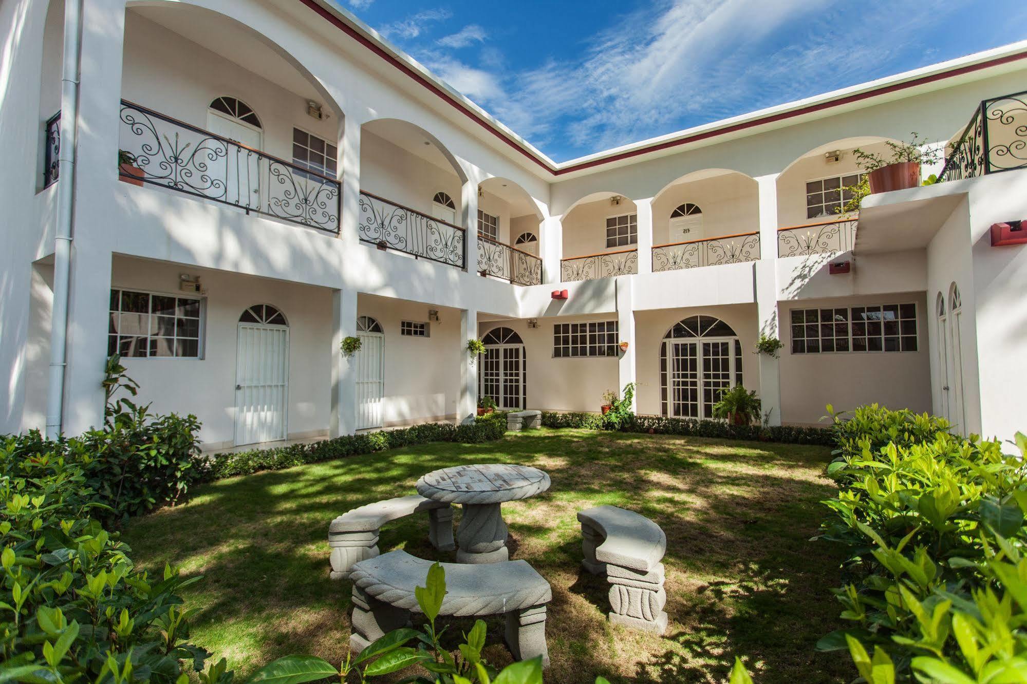 Executive Managua Hotel Kültér fotó
